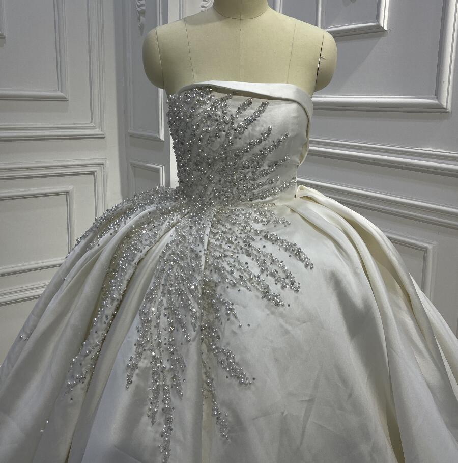 AM1044 - Image 9