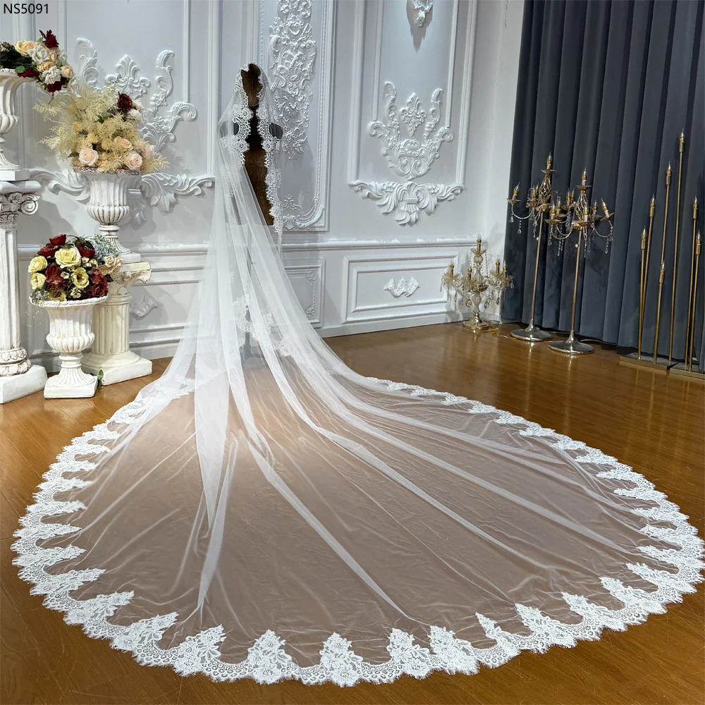 Customized Elegant Off White Lace Veil For NS5022 400cm Long With Comb