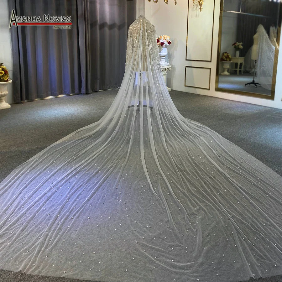 full beading luxury long lace veil 3*4 sizes ivory color top full beading, down part with pearls.no comb - Image 3