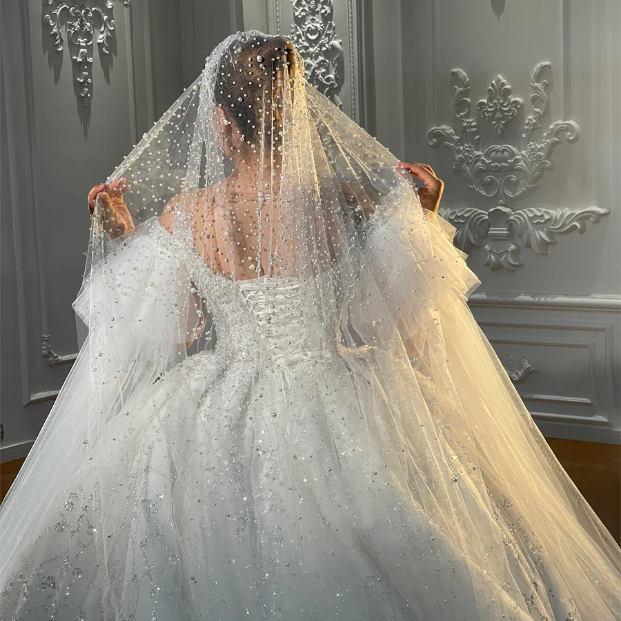 Long  pearls wedding veil - Image 2